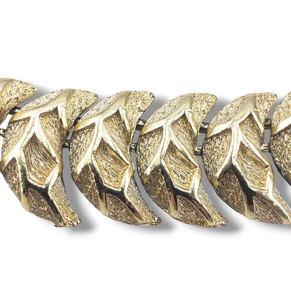 Coro Gold Tone Chunky Link Choker Necklace Statement MCM Retro Glam Adjustable - Picture 2 of 14